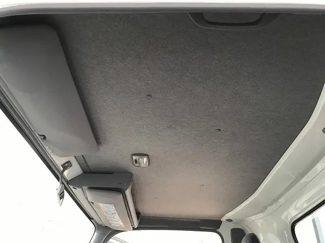 いすゞ エルフ PKG-NPR75N(2WD)の写真35
