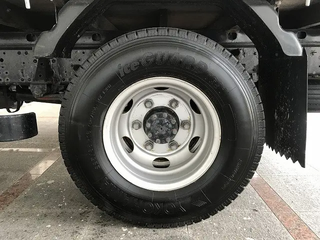 いすゞ エルフ PKG-NPR75N(2WD)の写真42
