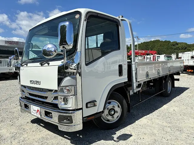 いすゞ エルフ 2RG-NNR88AN(2WD)の写真1