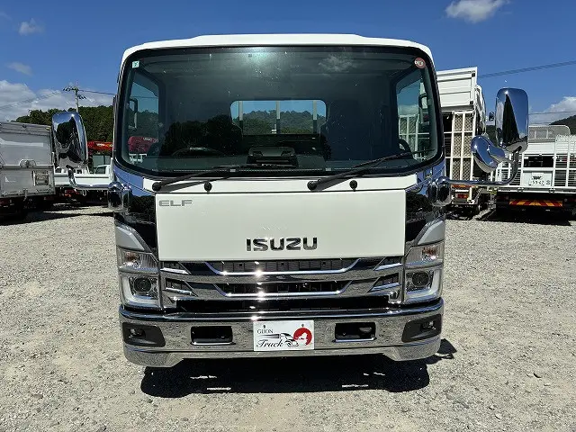 いすゞ エルフ 2RG-NNR88AN(2WD)の写真2