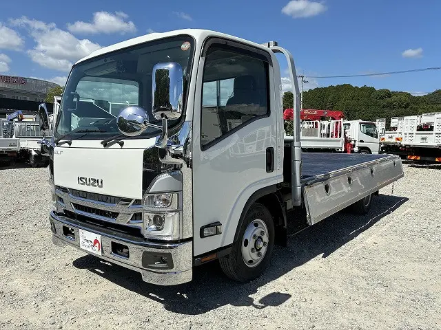 いすゞ エルフ 2RG-NNR88AN(2WD)の写真9