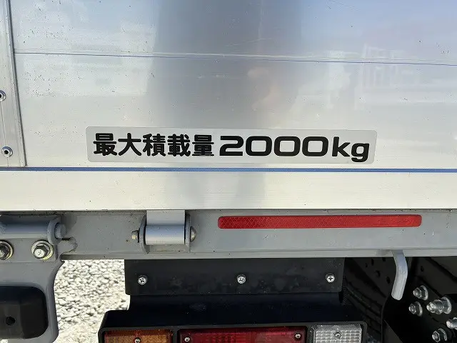 いすゞ エルフ 2RG-NNR88AN(2WD)の写真30
