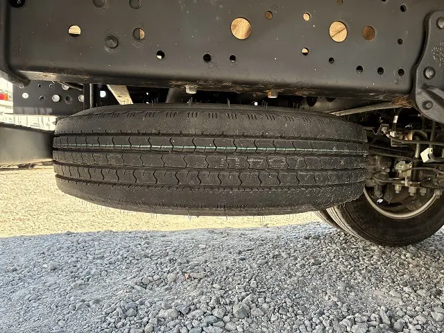 いすゞ エルフ 2RG-NNR88AN(2WD)の写真44