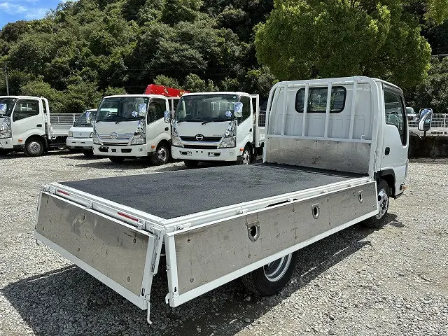 いすゞ エルフ TRG-NJR85A(2WD)の写真15