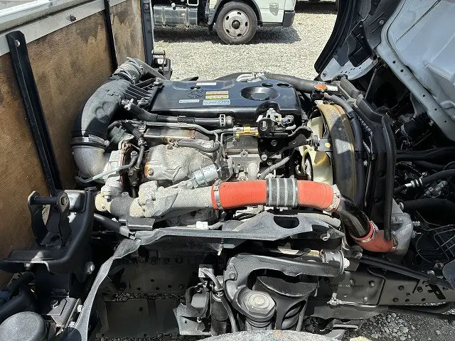 いすゞ エルフ TRG-NJR85A(2WD)の写真23