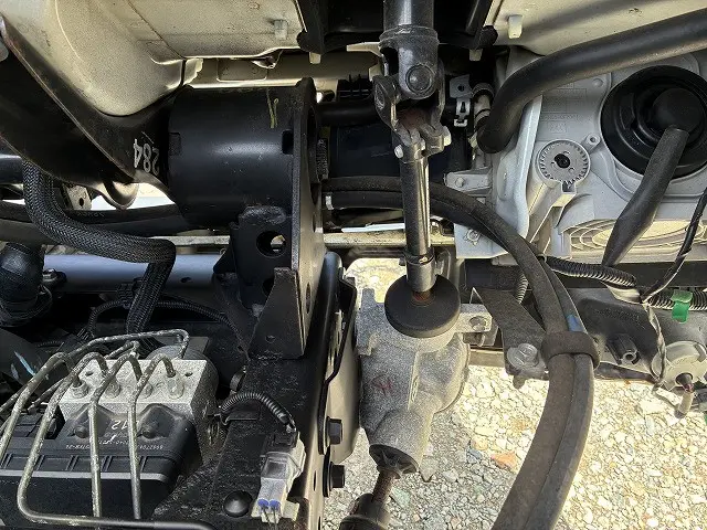 いすゞ エルフ TRG-NJR85A(2WD)の写真25