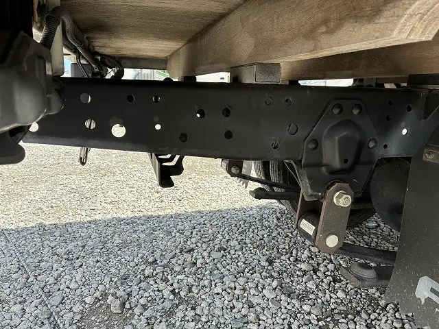いすゞ エルフ TRG-NJR85A(2WD)の写真43