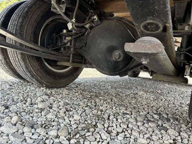 いすゞ エルフ TRG-NJR85A(2WD)の写真44