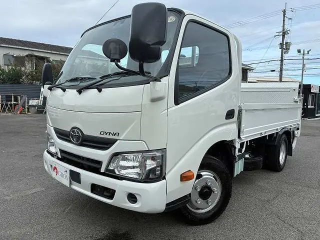 トヨタ ダイナ TPG-XZC605(2WD)の写真1