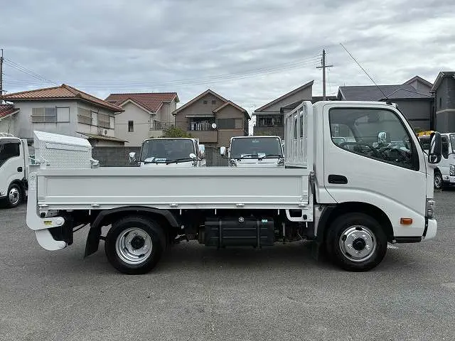 トヨタ ダイナ TPG-XZC605(2WD)の写真5
