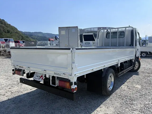 トヨタ ダイナ TKG-XZC710(2WD)の写真8