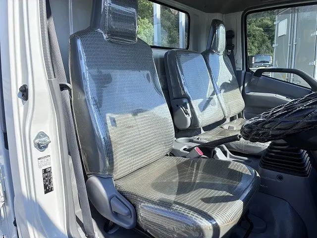 トヨタ ダイナ TKG-XZC710(2WD)の写真24