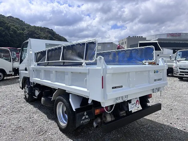 三菱 キャンター 2RG-FBA60(2WD)の写真13