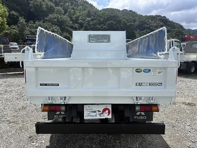 三菱 キャンター 2RG-FBA60(2WD)の写真14