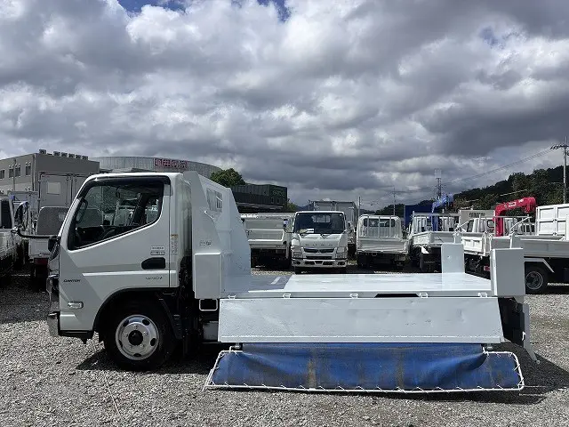 三菱 キャンター 2RG-FBA60(2WD)の写真18