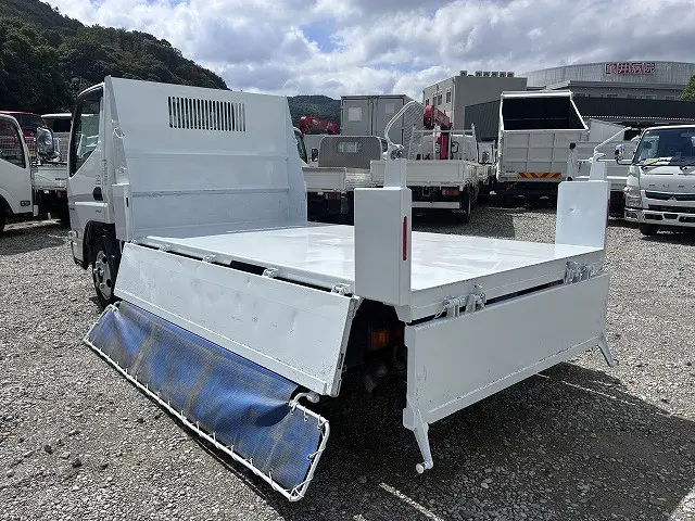 三菱 キャンター 2RG-FBA60(2WD)の写真20