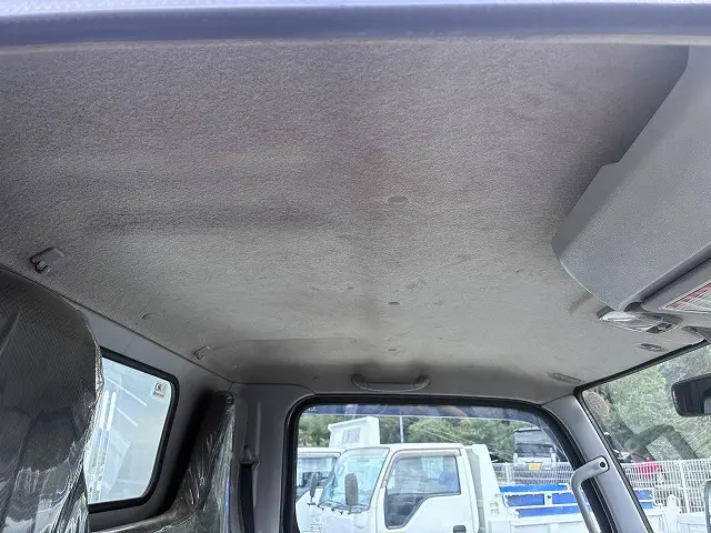 三菱 キャンター 2RG-FBA60(2WD)の写真32