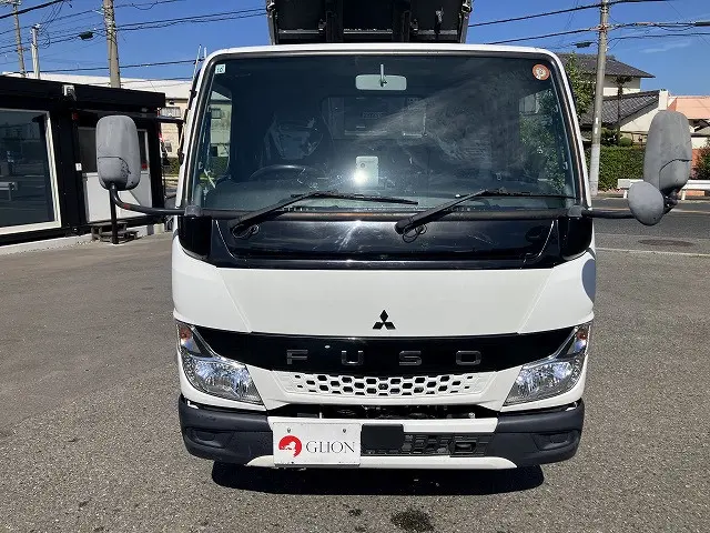 三菱 キャンター 2RG-FBA60(2WD)の写真2