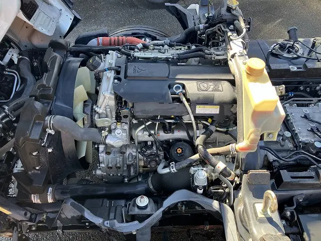 三菱 キャンター 2RG-FBA60(2WD)の写真23