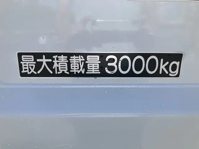 三菱 キャンター 2RG-FBA60(2WD)の写真38