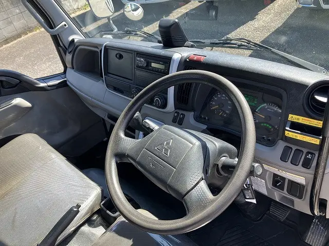 三菱 キャンター 2RG-FBA60(2WD)の写真40