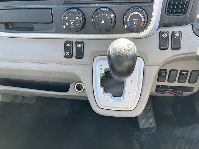 三菱 キャンター 2RG-FBA60(2WD)の写真43