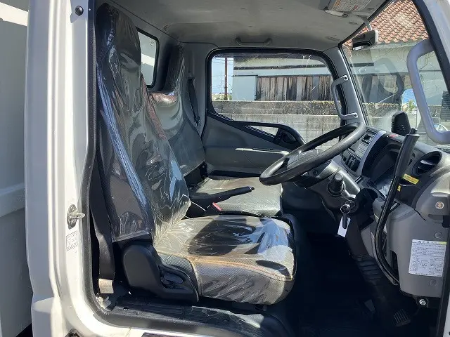 三菱 キャンター 2RG-FBA60(2WD)の写真44