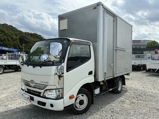 日野 デュトロ TPG-XZC605M(2WD)の写真1