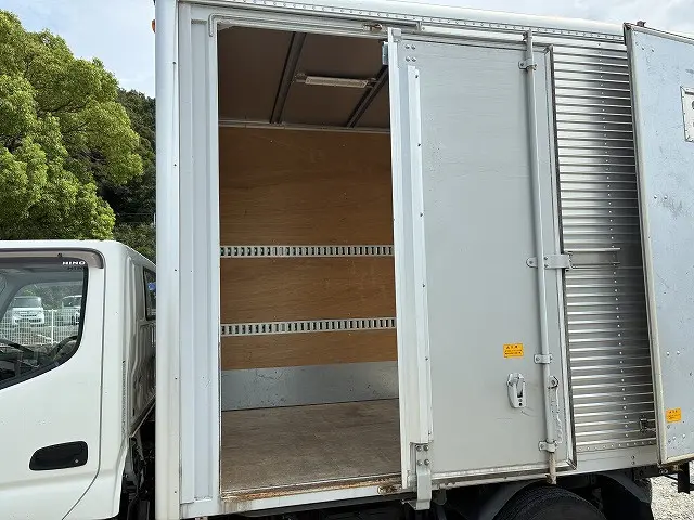 日野 デュトロ TPG-XZC605M(2WD)の写真28