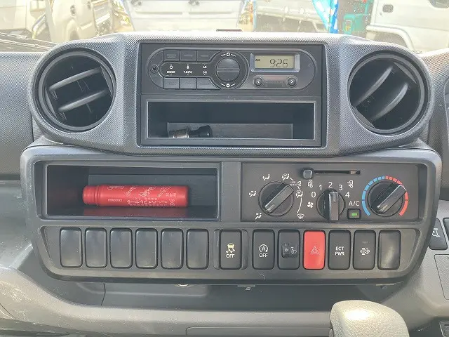 日野 デュトロ TPG-XZU605M(2WD)の写真42