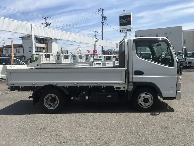 三菱 キャンター TPG-FBA20(2WD)の写真8