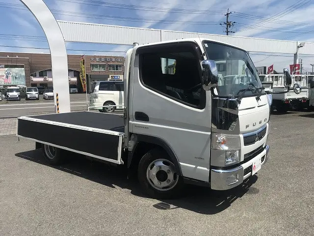 三菱 キャンター TPG-FBA20(2WD)の写真10