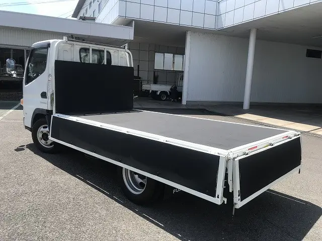 三菱 キャンター TPG-FBA20(2WD)の写真11