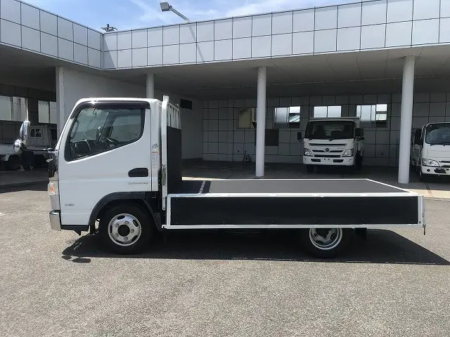 三菱 キャンター TPG-FBA20(2WD)の写真14