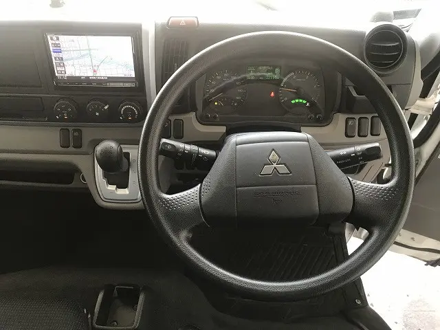 三菱 キャンター TPG-FBA20(2WD)の写真28