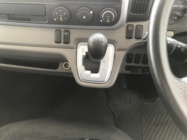 三菱 キャンター TPG-FBA20(2WD)の写真29