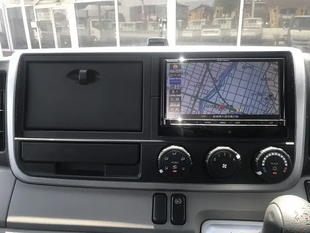 三菱 キャンター TPG-FBA20(2WD)の写真35
