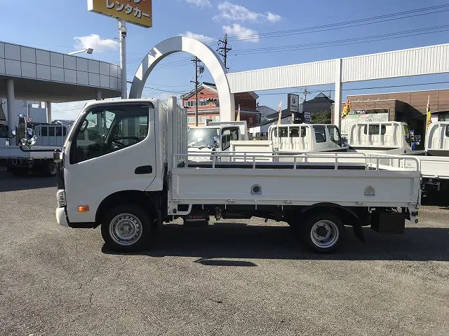 トヨタ ダイナ 2DG-GDY231(2WD)の写真7