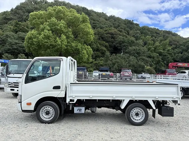 トヨタ ダイナ LDF-KDY281(4WD)の写真4