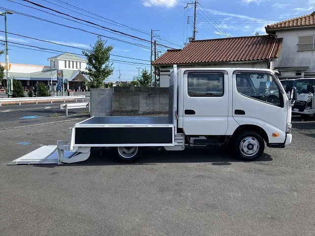 日野 デュトロ 2RG-XZU605M(2WD)の写真12