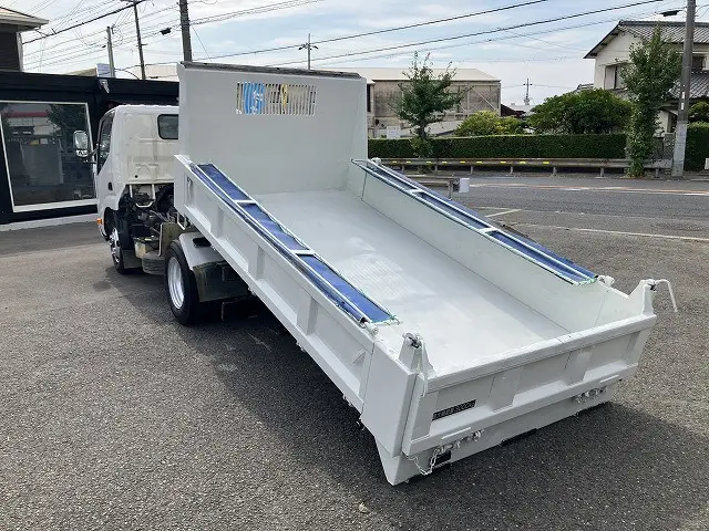 日野 デュトロ SKG-XZU620T(2WD)の写真6