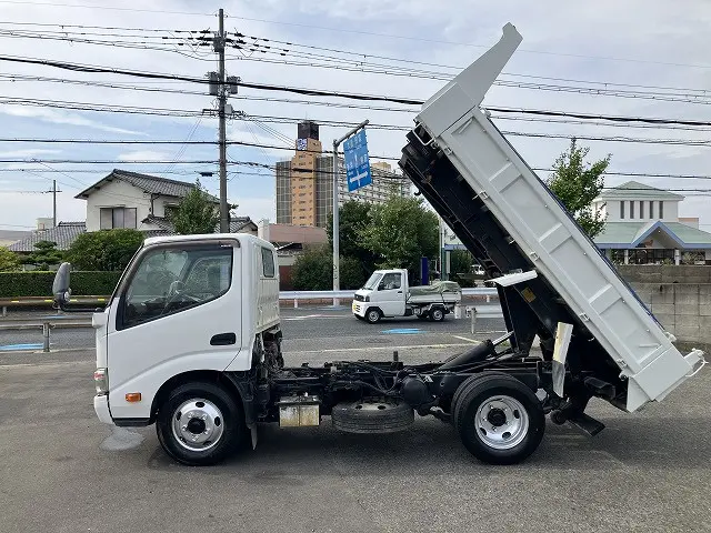 日野 デュトロ SKG-XZU620T(2WD)の写真11