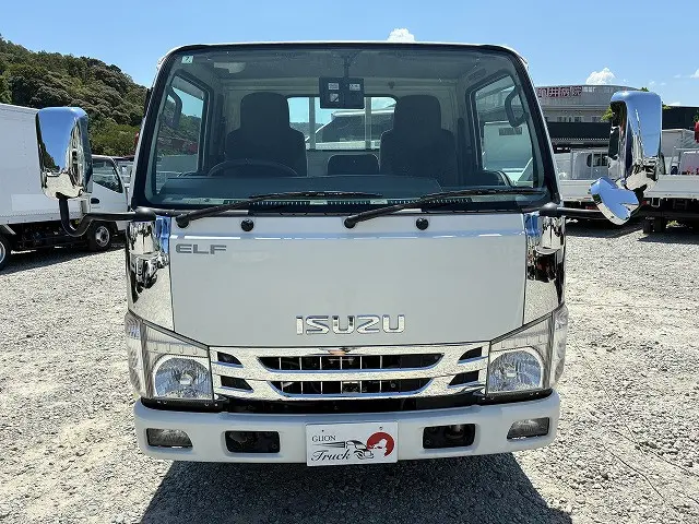 いすゞ エルフ TRG-NJR85A(2WD)の写真2