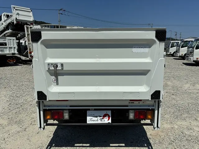 いすゞ エルフ TRG-NJR85A(2WD)の写真7
