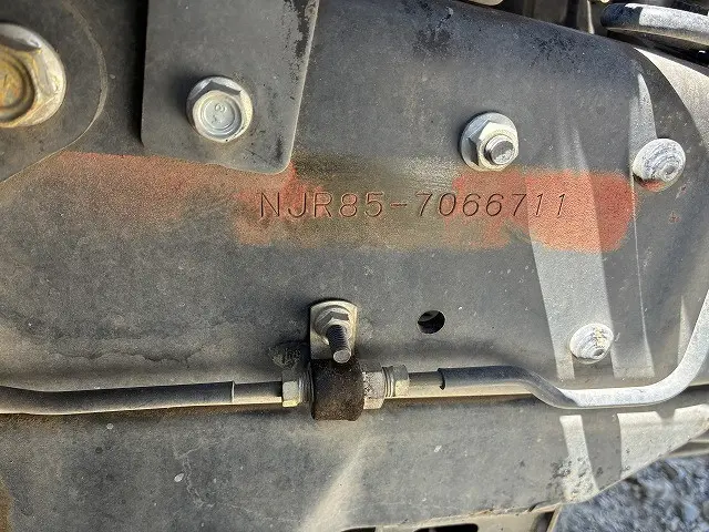 いすゞ エルフ TRG-NJR85A(2WD)の写真26