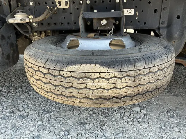 いすゞ エルフ TRG-NJR85A(2WD)の写真46