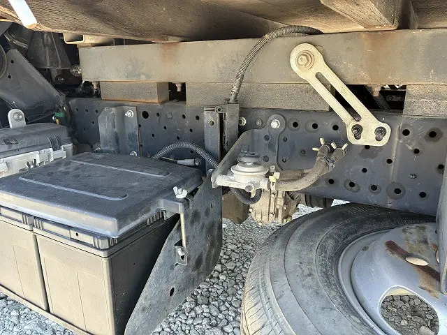 いすゞ エルフ TRG-NJR85A(2WD)の写真47