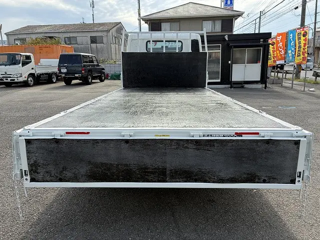 三菱 キャンター TPG-FEB50(2WD)の写真15
