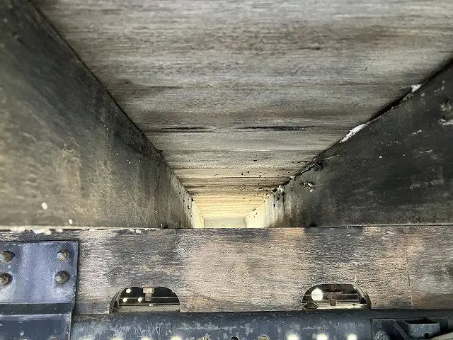 いすゞ フォワード TKG-FRR90S1(2WD)の写真32