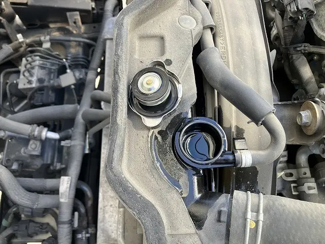 いすゞ エルフ 2RG-NJR88A(2WD)の写真47